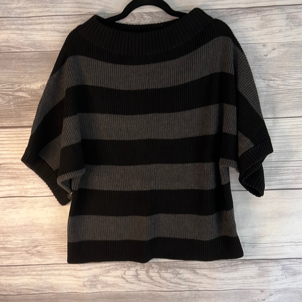 Tory Burch black and Gray sweater. Size small.